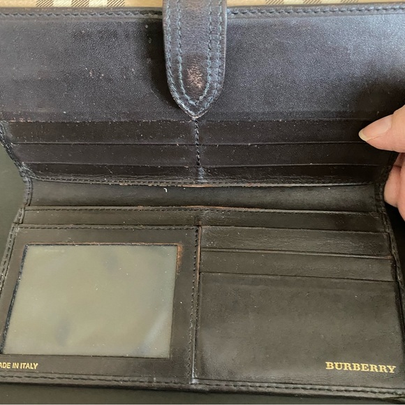 🎉HP🎉BURBERRY | Wallet - Picture 3 of 11